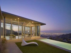 Images of modern houses in a garden setting - Los Angeles.jpg
